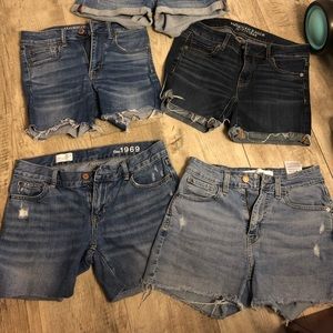 Bundle of shorts